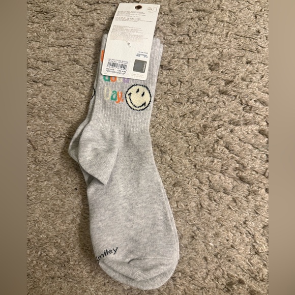 American Eagle AE Have a Good Day & Flower Smiley® Colorful ‘90s Crew Socks Set - Picture 5 of 15